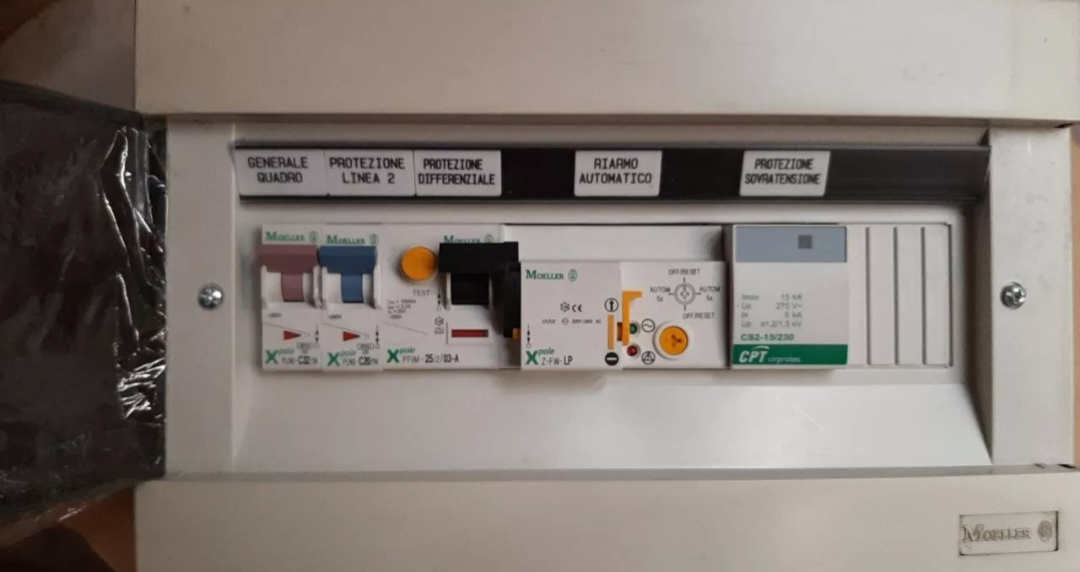 Quadro elettrico fotovoltaico Assemblato lato AC IN 32A 230Vac 50Hz 7,5kW IP40