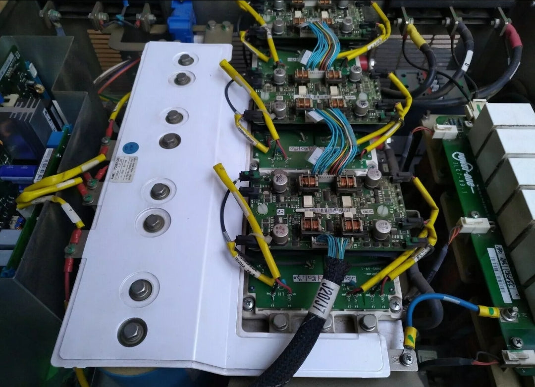 Driver Card 3M07 + Infineon IGBT Module F3L300R07PE4 – ABB / Power-One Aurora Central Inverter Power Module
