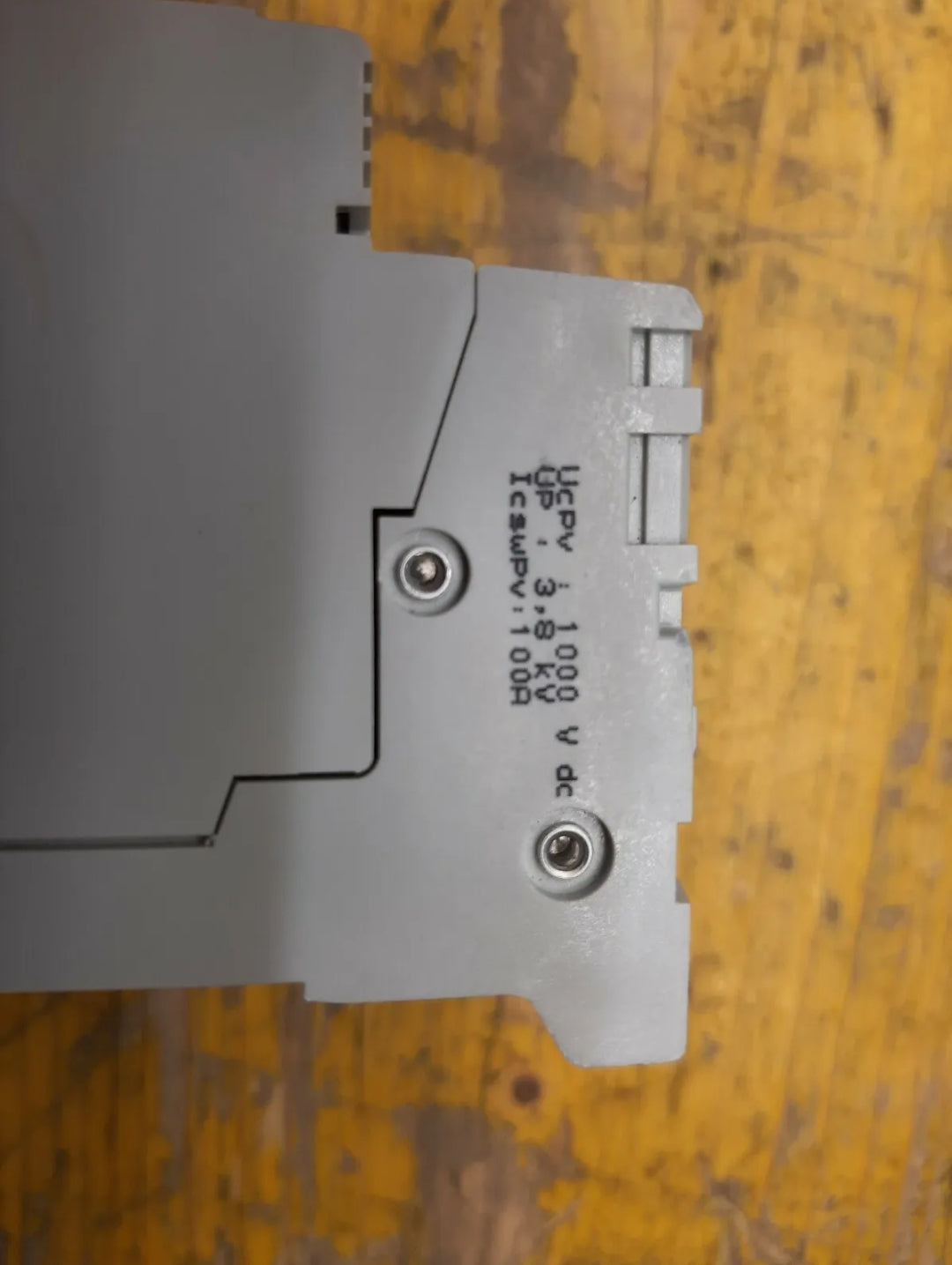 ABB DC CONTINUA 1000V 40-1000C 20KA 40KA OVR PV 40 1000P Разрядници