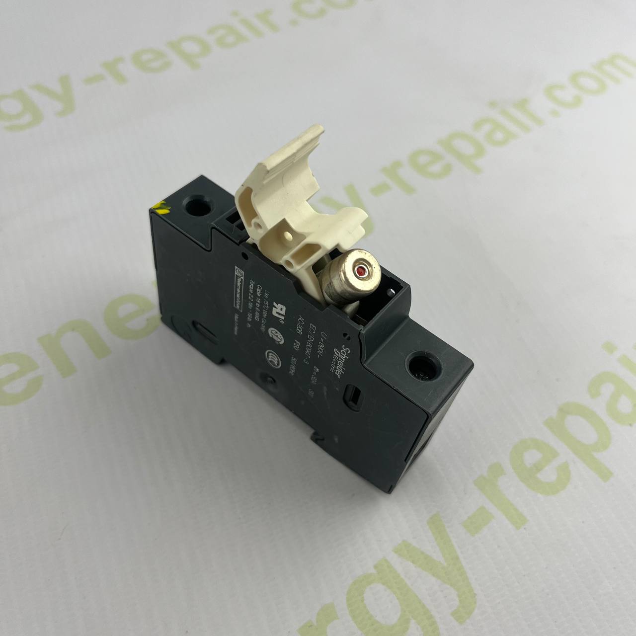 Schneider Electric DF101 Fuse Holder | 10x38 mm | 690V AC | 32A | IEC 60947-3 | Made in France