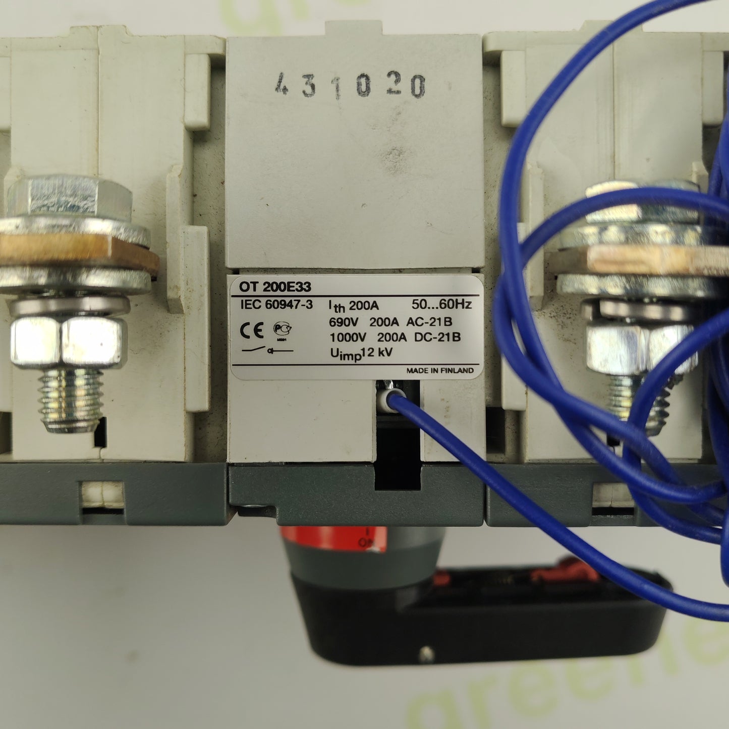 ABB OT200E33 Load Break Switch | 4-Pole | 200A | 690V AC / 1000V DC | Manual Handle | IEC 60947-3 | Made in Finland