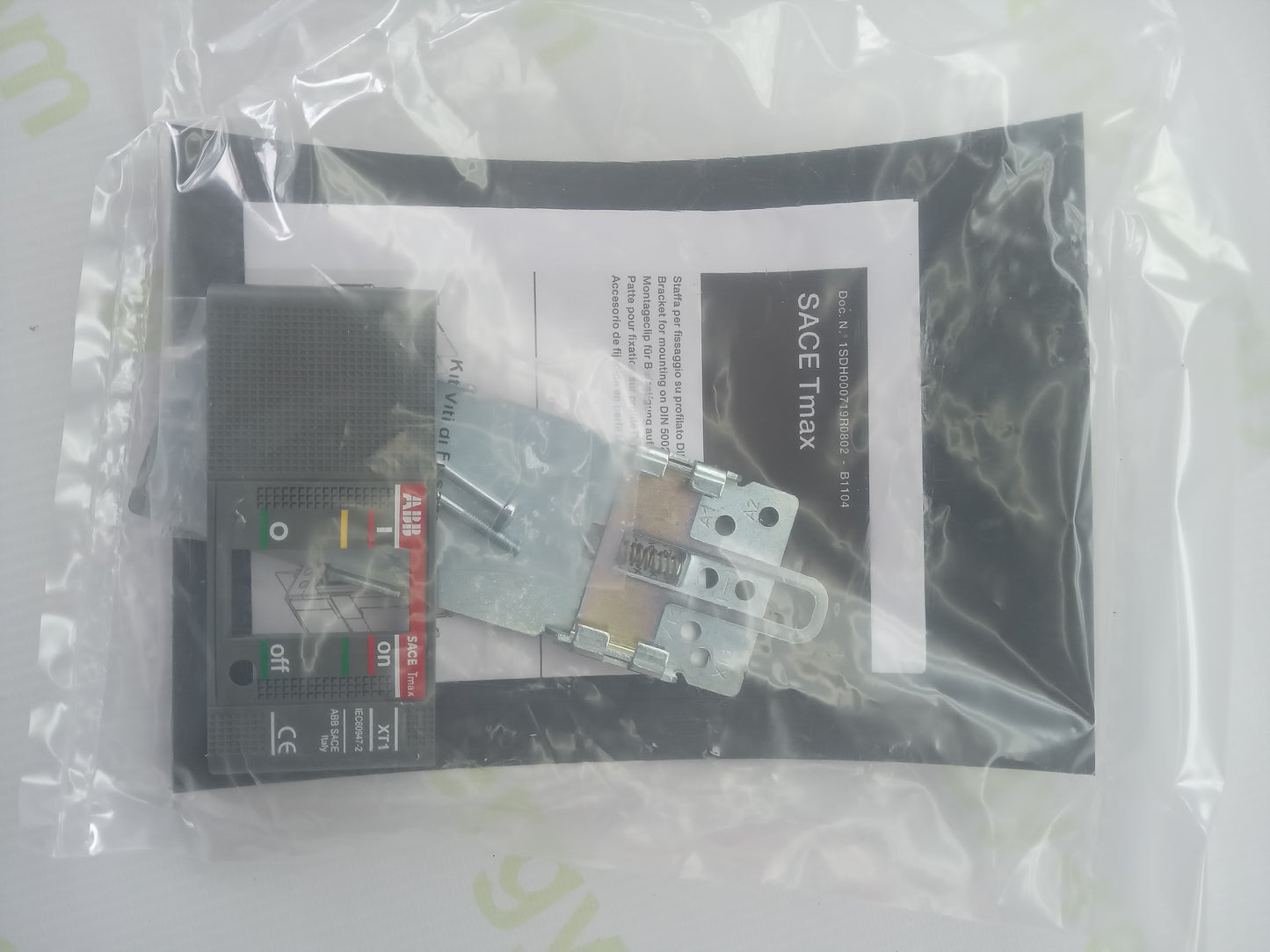 ABB 1SDA066419R1 Mounting Plate DIN 50022 for XT1 4P