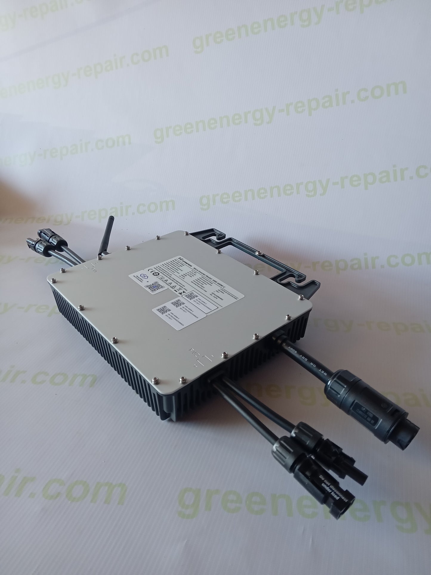 Complete Solar Panel Kit with Microinverter | 350W Solar Panel System Plug & Play