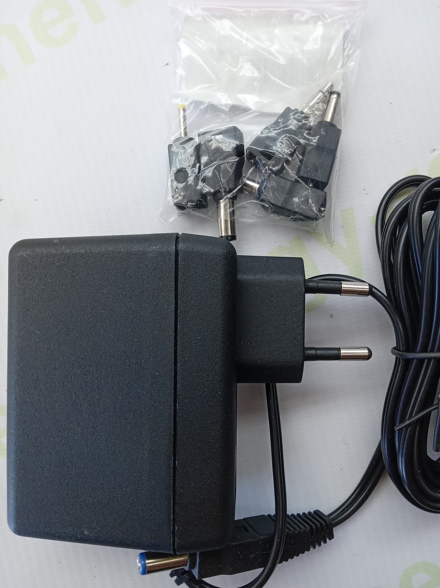 Alimentatore Elettronico SW18W Universal Power Adapter
