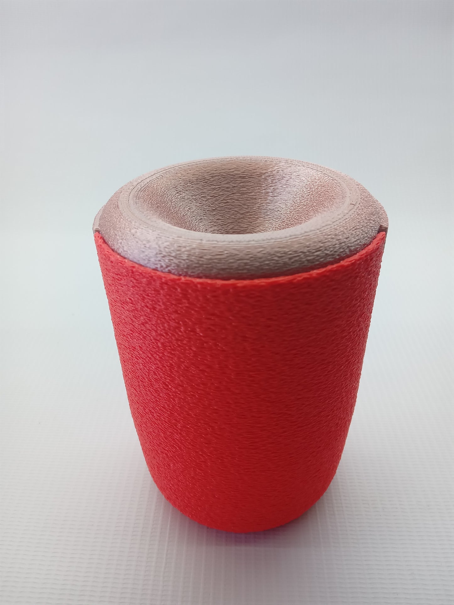 Ashtrays for IQOS / HEETS made of 3D-printed plastic