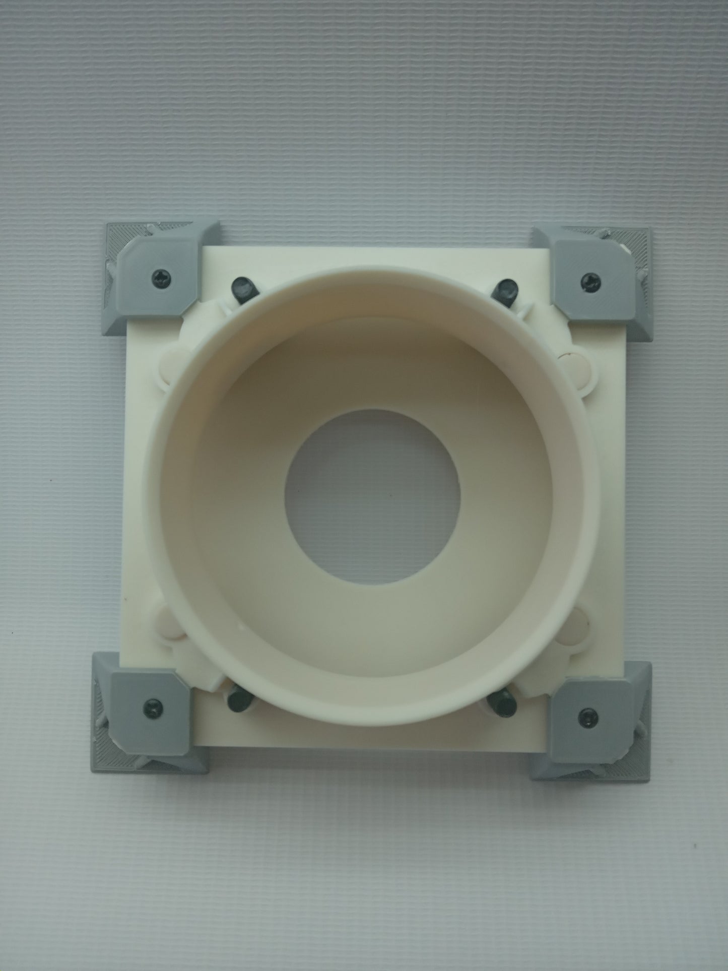 Concealed built-in ventilation fan