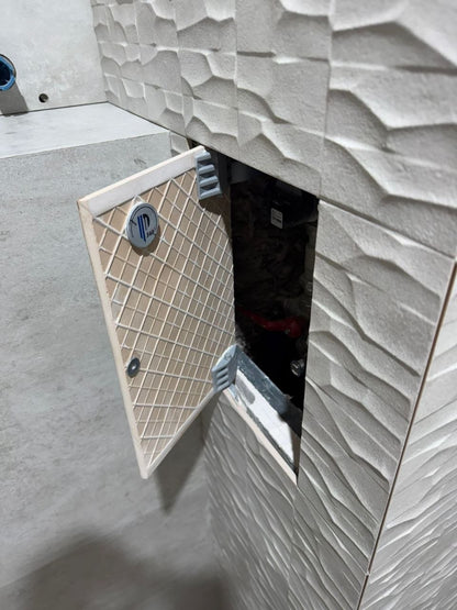Concealed cistern flush button