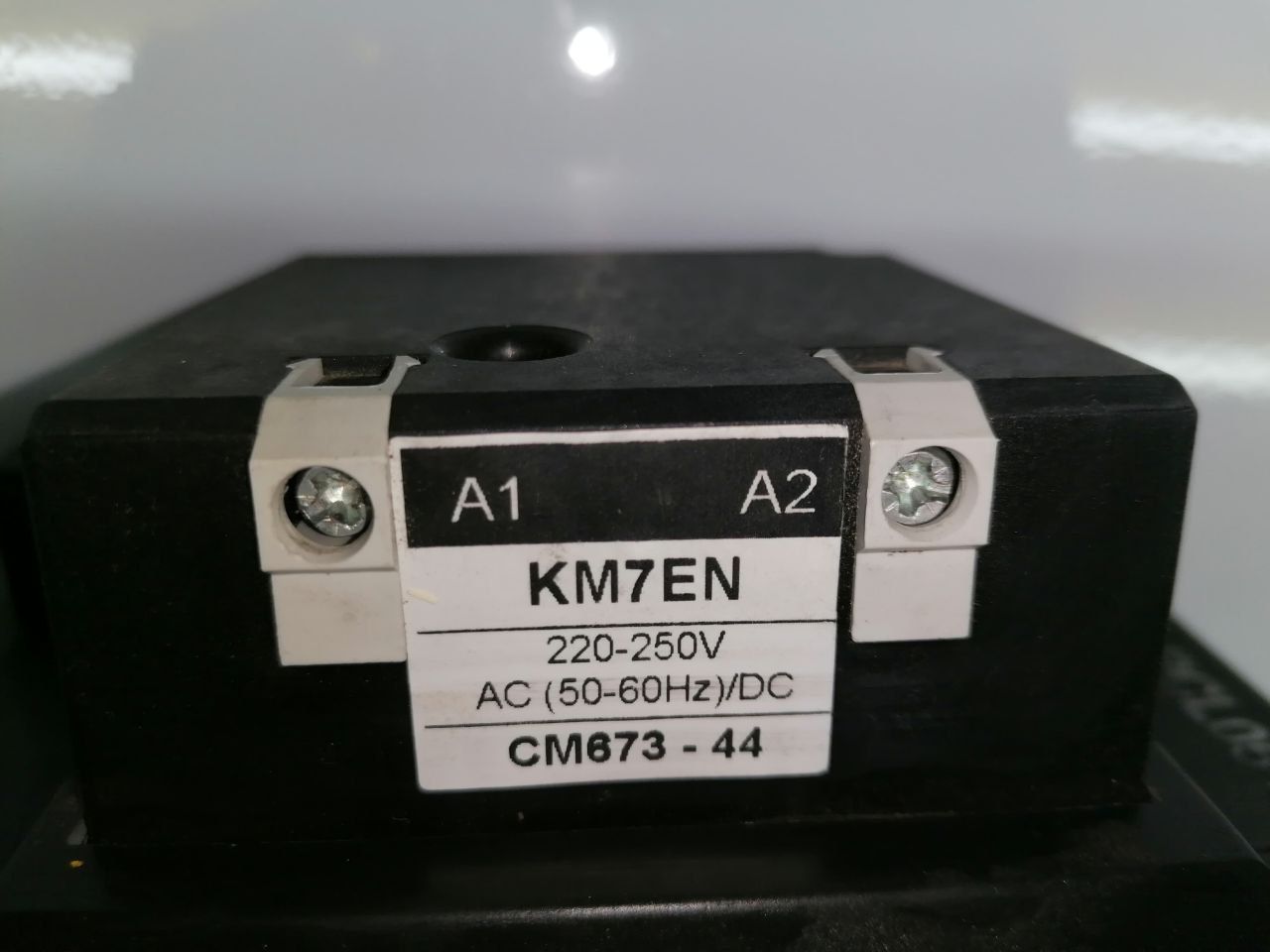 KM7EN CM673-44 Industrial Control Module – Reliable Automation Component