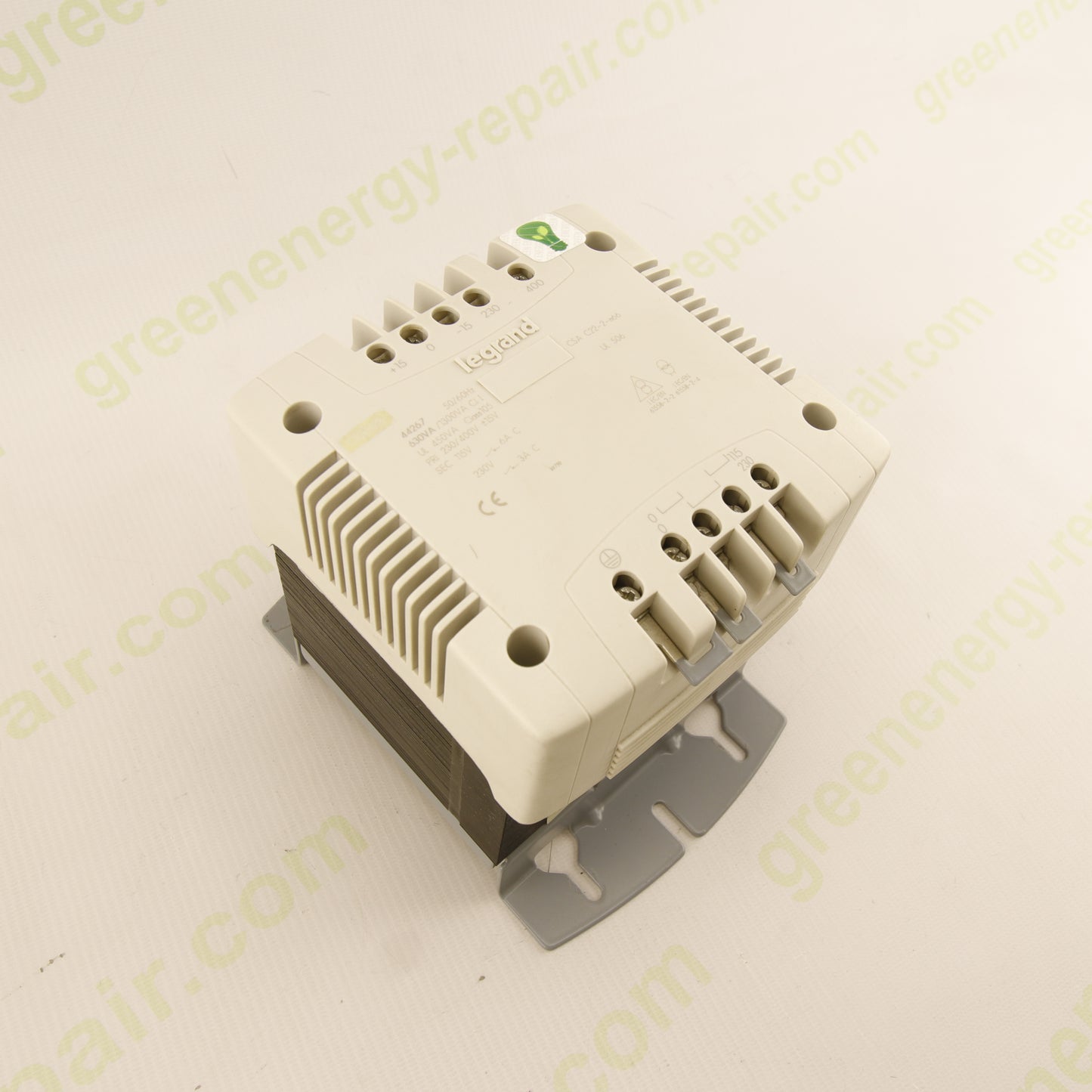 Legrand 44267 – Safety Transformer | 630/1300 VA | 230/400 V AC | 115 V Output | Class II | CSA Certified
