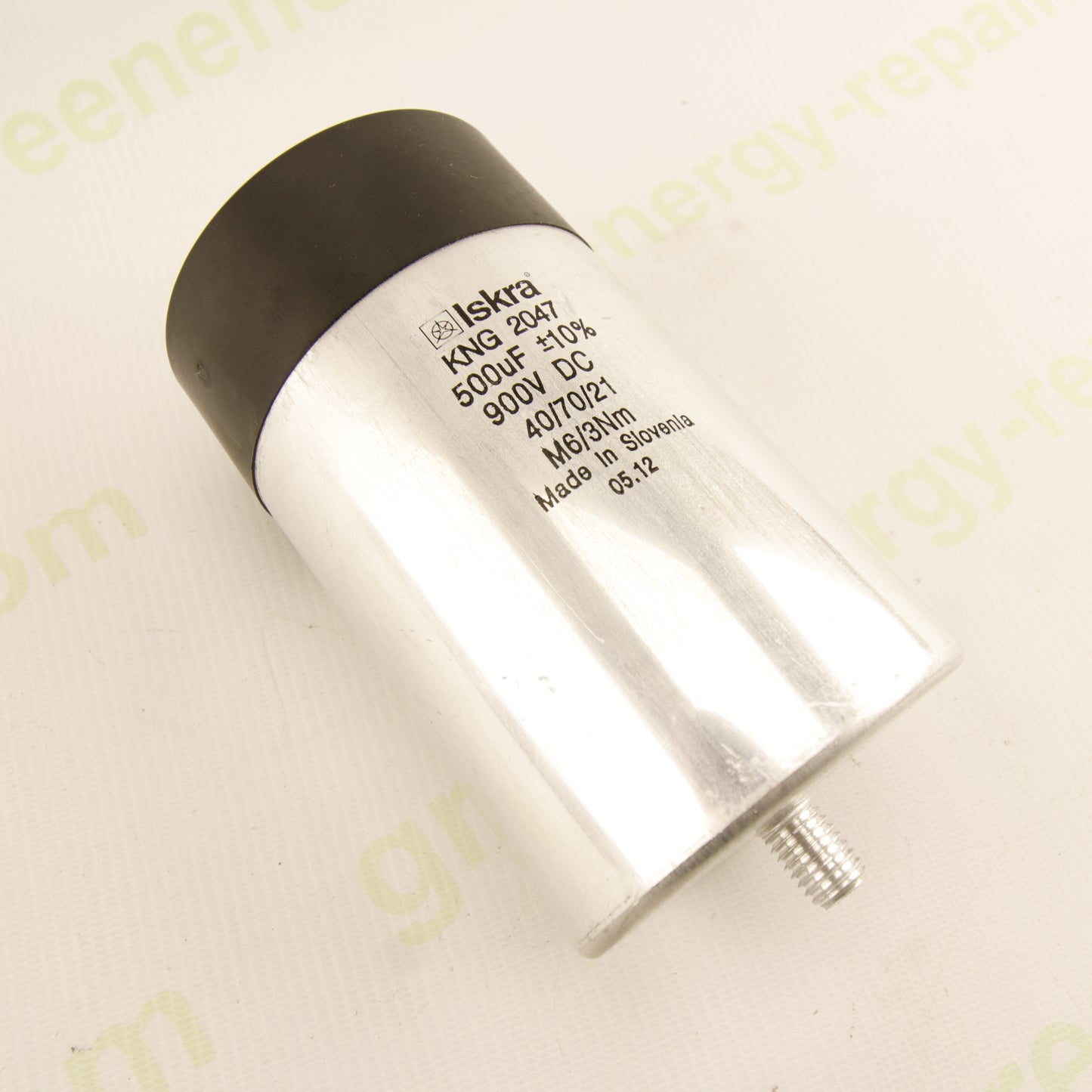 Iskra KNG 2047 Electrolytic DC Capacitor 500µF 900V ±10% – Industrial Capacitor for Photovoltaic Inverters & Power Converters