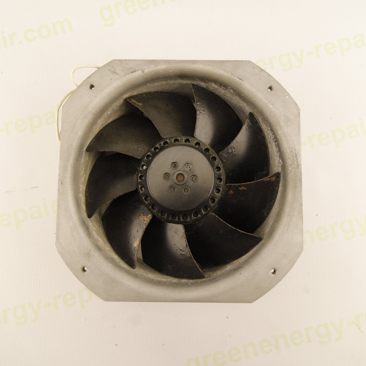 ebm-papst W2E200-HH38-01 Industrial Axial Fan – 230 V AC – 50/60 Hz – 64/80 W – 2550/2800 rpm – Thermally Protected