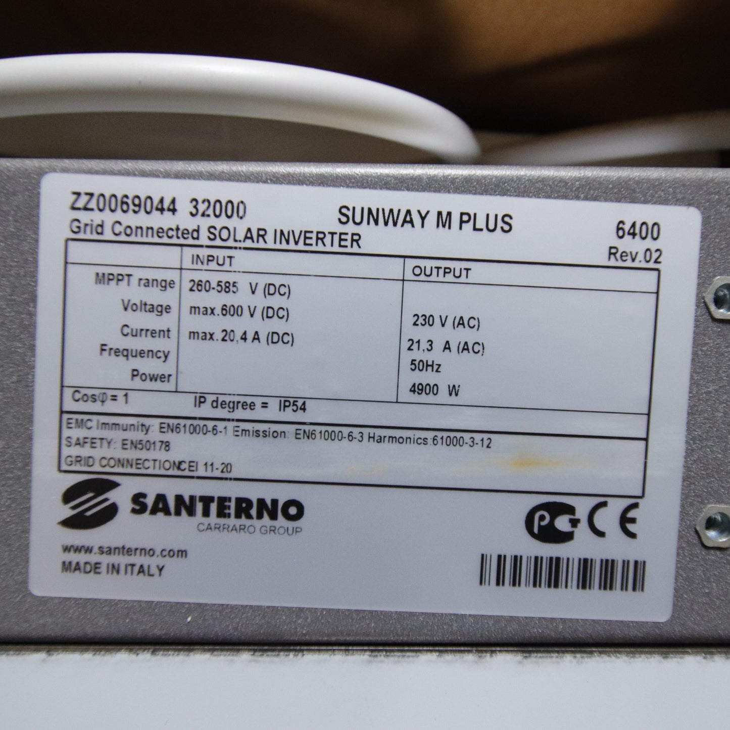 Santerno Sunway M Plus 6400 Single-Phase Grid-Connected Photovoltaic Inverter 4.9 kW – 230V AC – MPPT 260–585V DC – IP54