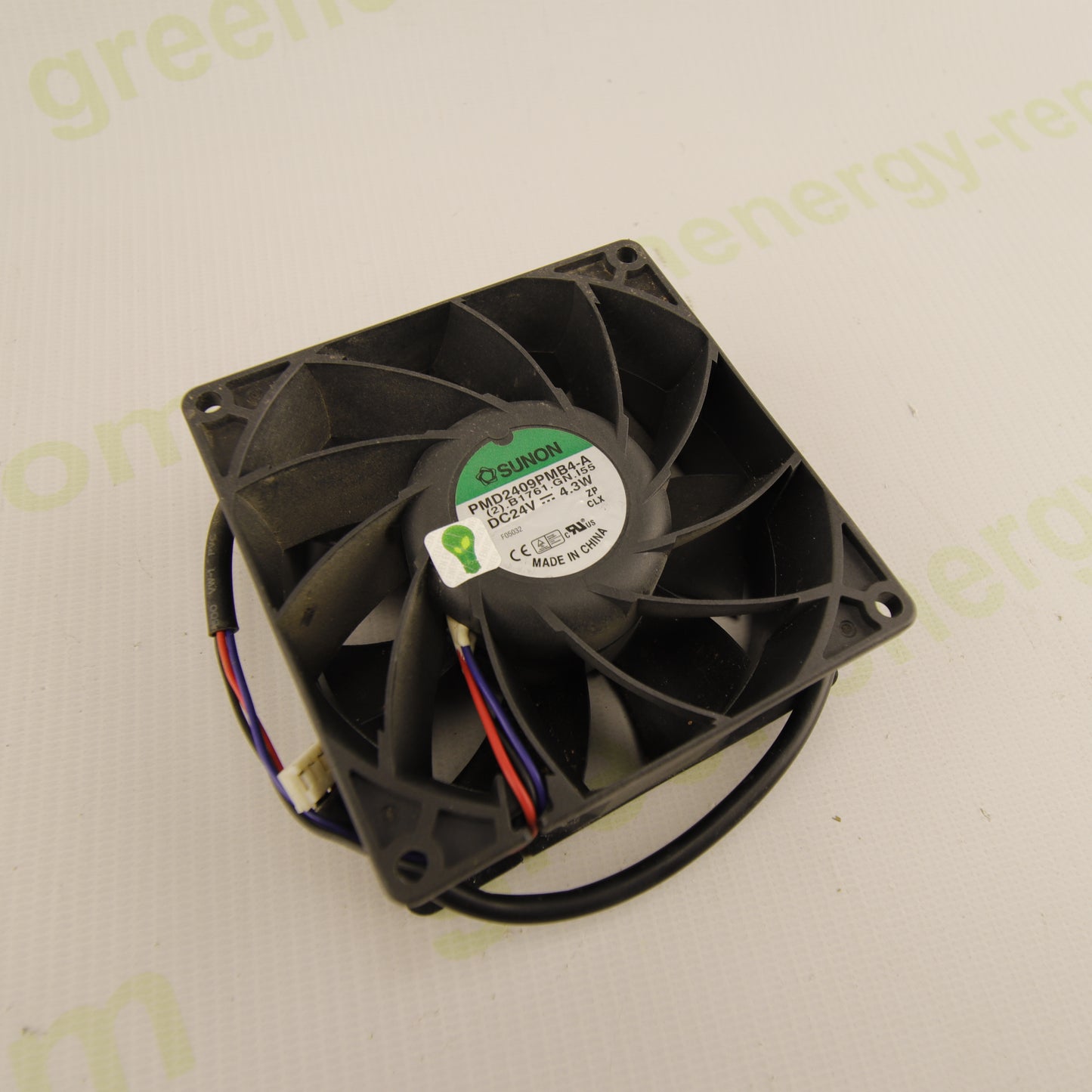 SUNON PMD2409PMB4-A (2).B1761.GN.I55 Axial Cooling Fan 24 VDC 4.3 W for Industrial Photovoltaic Inverters