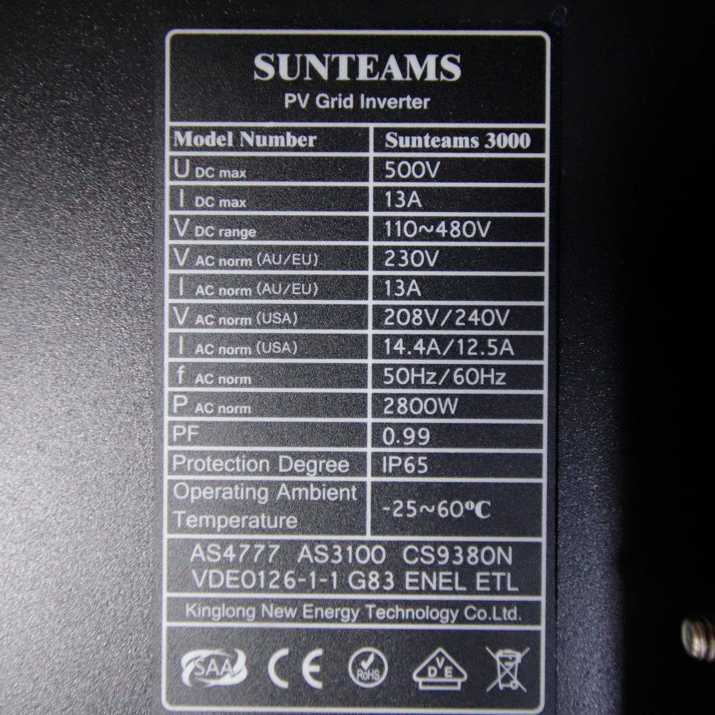 Sunteams 3000 | 3 kW String Inverter | Single-Phase | 1 MPPT | IP65 | LCD Display