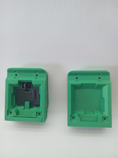 Makita 18V Battery Wall Mount Holder (ASA, 3D Printed)