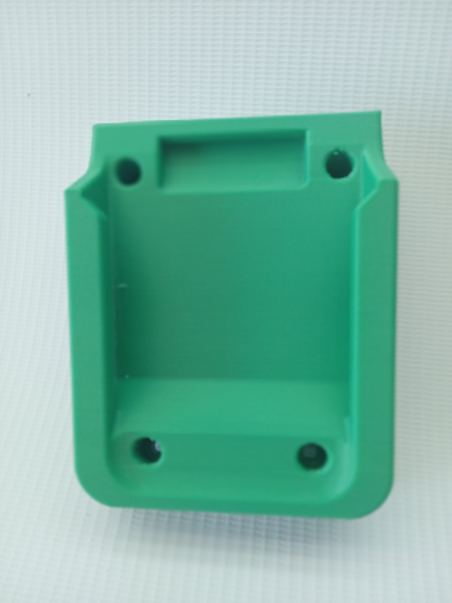 Makita 18V Battery Wall Mount Holder (ASA, 3D Printed)