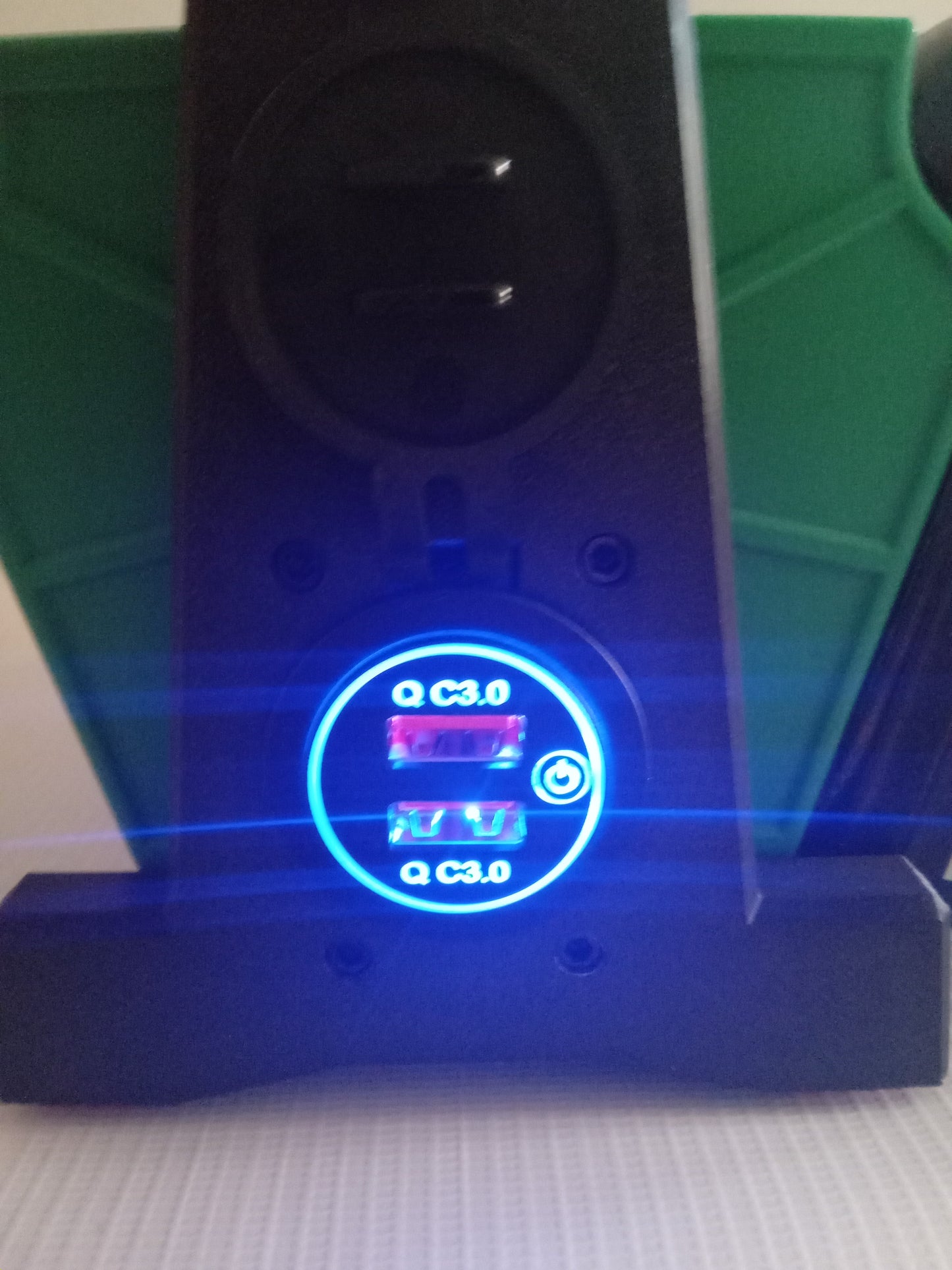 Professional Portable Holder for 18V Li-Ion Batteries