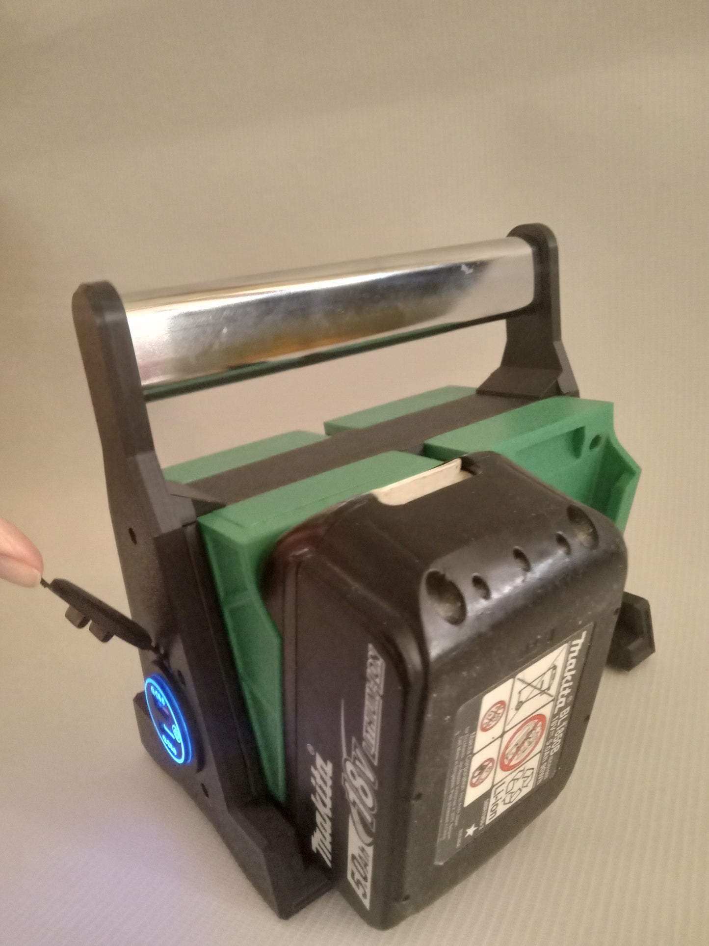 Professional Portable Holder for 18V Li-Ion Batteries