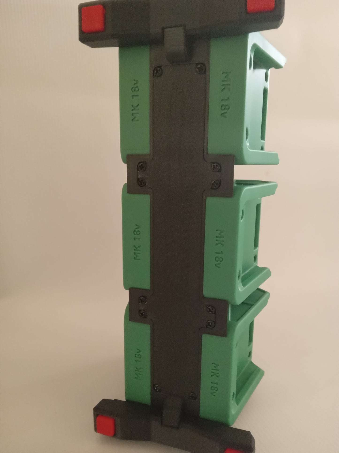 Professional portable holder for 18V Li-Ion batteries. Designed to hold 6 batteries