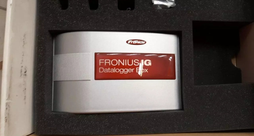 FRONIUS DATALOGGER BOX PRO MONITOR A-4600 Wels 12V 150mA IP20