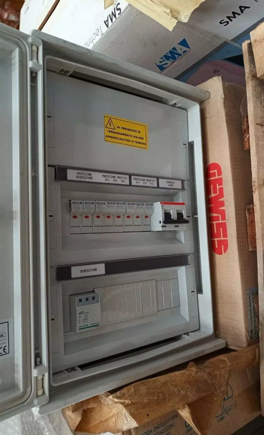 String Control Box SOLARCC3-800S 800V 32A String Control Panel DC – Green Energy